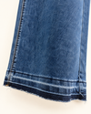 FV26 Jean Omg - Detalle del ruedo